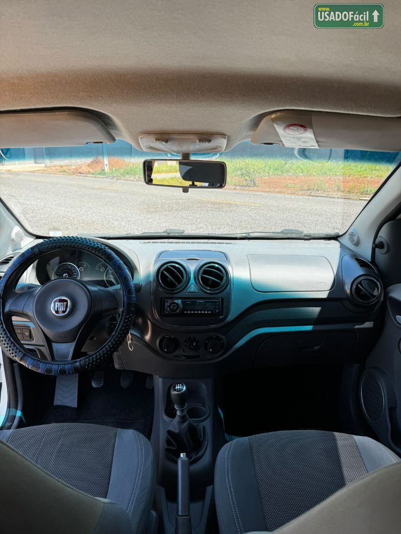 Fiat Palio Essence 1.6 Flex 5P 2013/2013 — foto 10 de 10