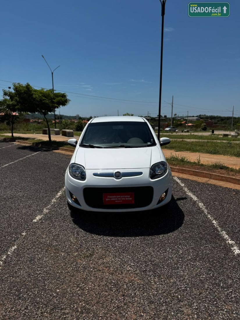 Fiat Palio Essence 1.6 Flex 5P 2013/2013 — foto 2 de 10