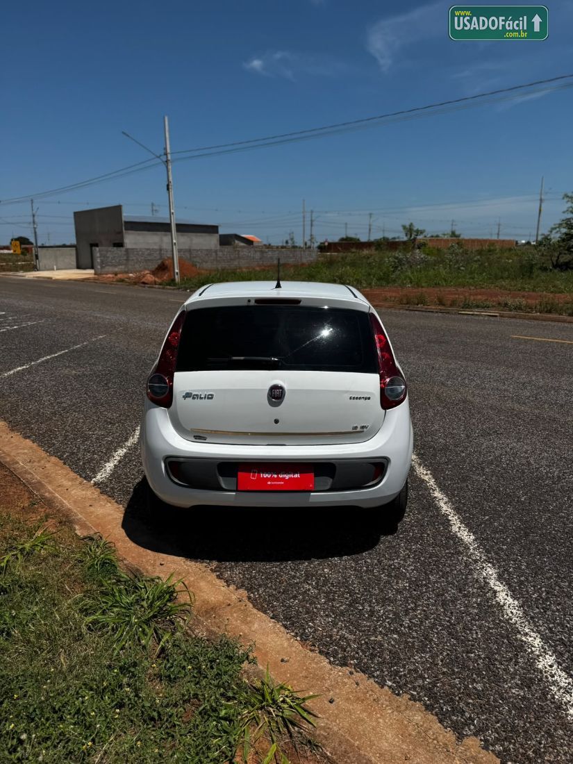Fiat Palio Essence 1.6 Flex 5P 2013/2013 — foto 5 de 10