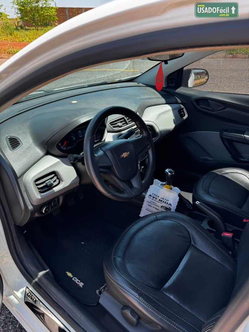 CHEVROLET/GM Onix Hatch LS 1.0 Mecânico Flex 2016/2016 — foto 7 de 11