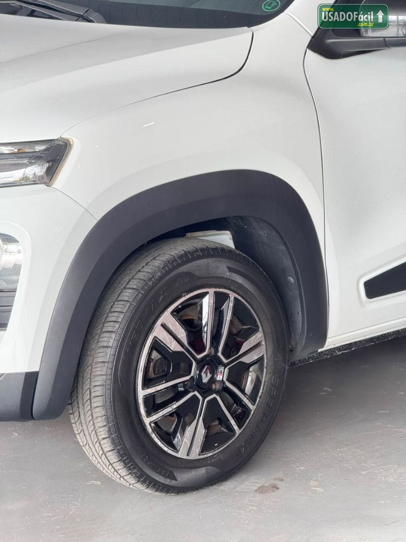 Renault Kwid Intense 1.0 Mecânico Flex 2022/2023 — foto 3 de 13