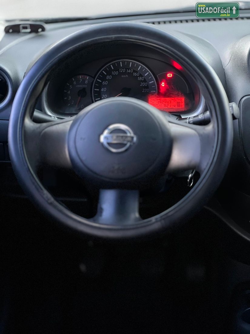 Nissan March S 1.0 5P Flex Fuel 2012/2013 — foto 10 de 15