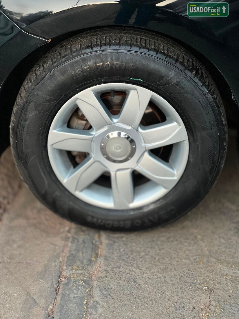 Nissan March S 1.0 5P Flex Fuel 2012/2013 — foto 14 de 15