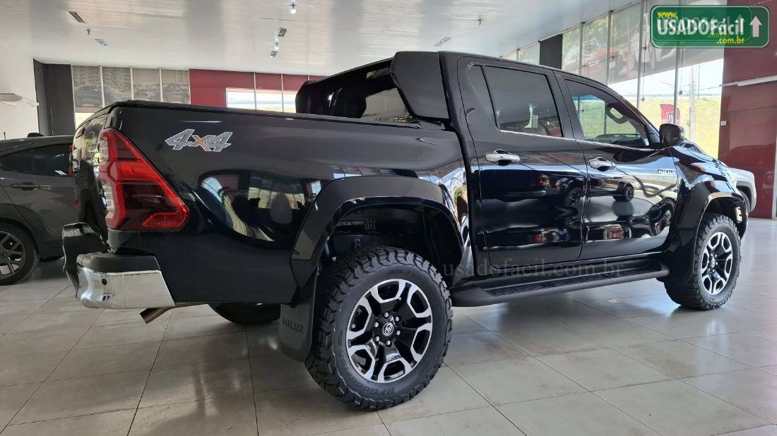 TOYOTA Hilux SRX CD 2.8 4x4 TDI Automático Diesel 2026/2026 — foto 3 de 10