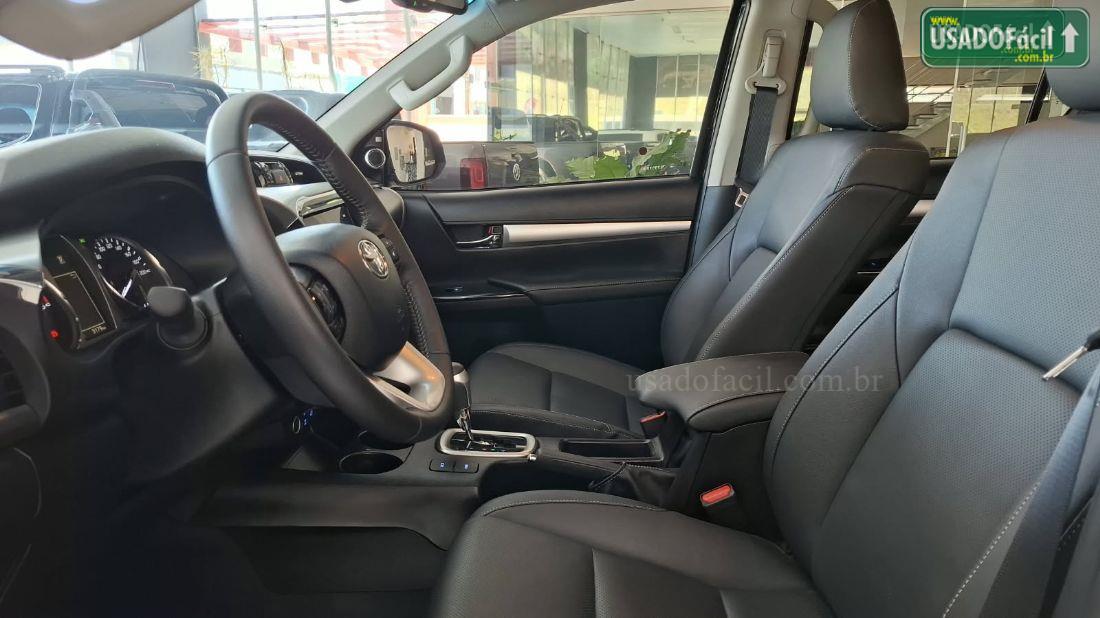TOYOTA Hilux SRX CD 2.8 4x4 TDI Automático Diesel 2026/2026 — foto 6 de 10