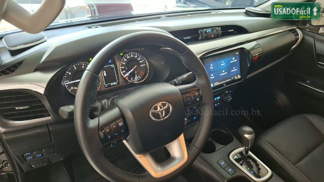 TOYOTA Hilux SRX CD 2.8 4x4 TDI Automático Diesel 2026/2026 — foto 7 de 10