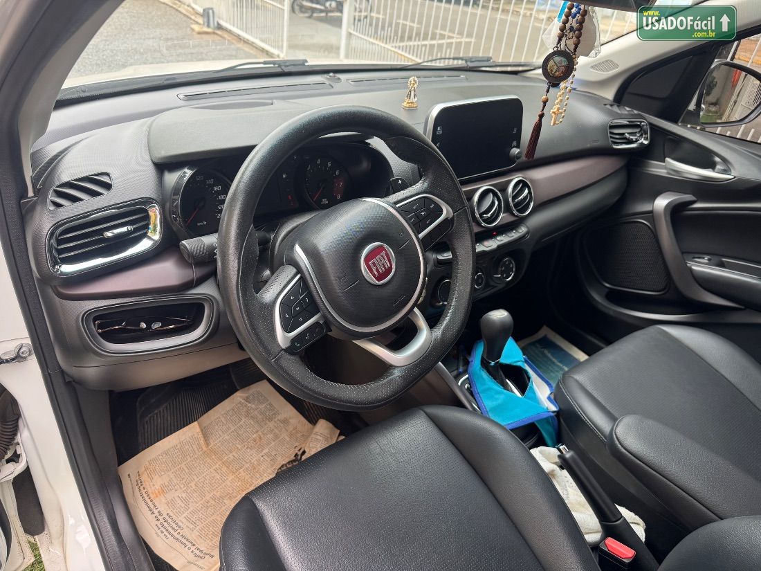 Fiat Cronos Precision 1.8 Automático Flex 2019/2020 — foto 12 de 26