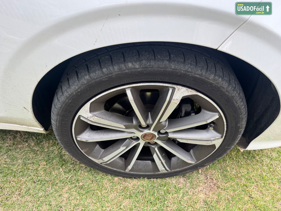Fiat Cronos Precision 1.8 Automático Flex 2019/2020 — foto 4 de 26