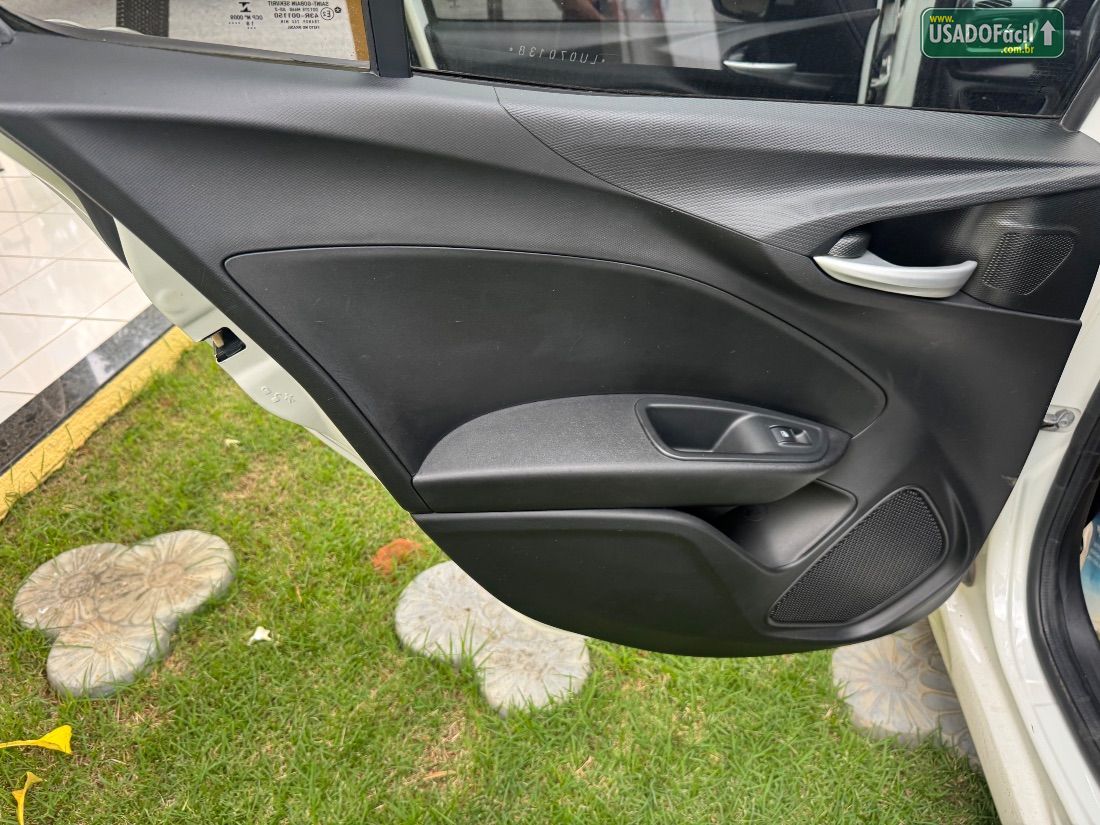 Fiat Cronos Precision 1.8 Automático Flex 2019/2020 — foto 7 de 26