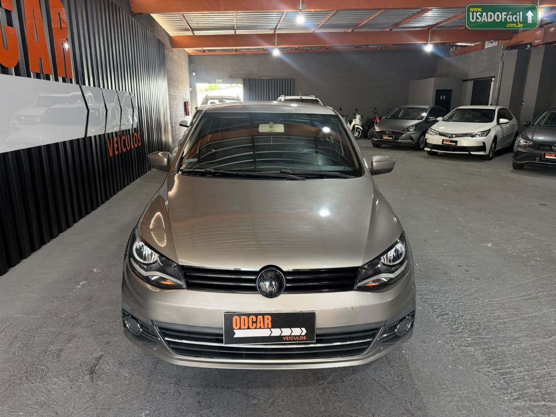 Volkswagen Voyage City 1.0 Mi Total Flex 2013/2013 — foto 2 de 12