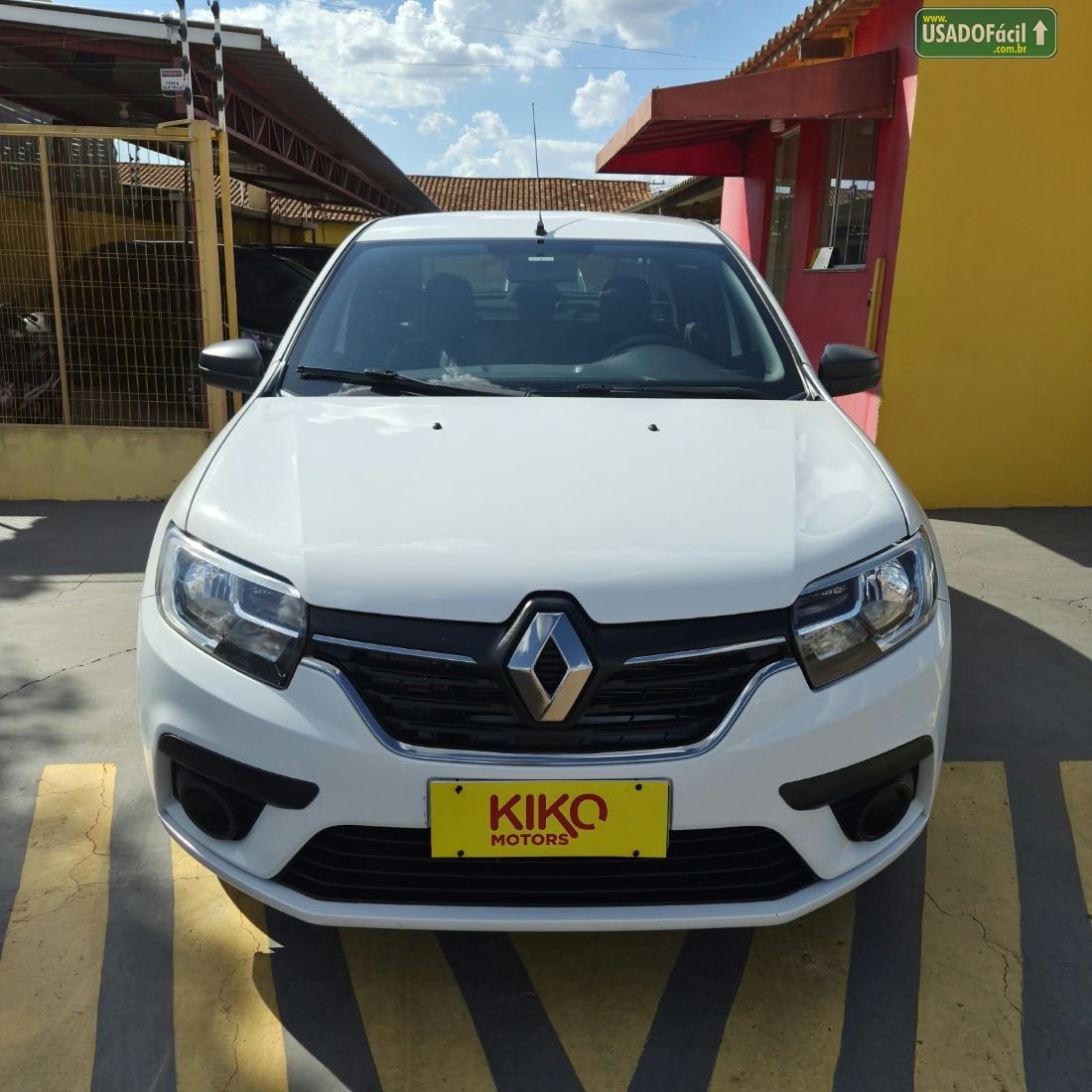 Renault Logan Life 1.0 Mecânico Flex 2022/2023 — foto 2 de 15