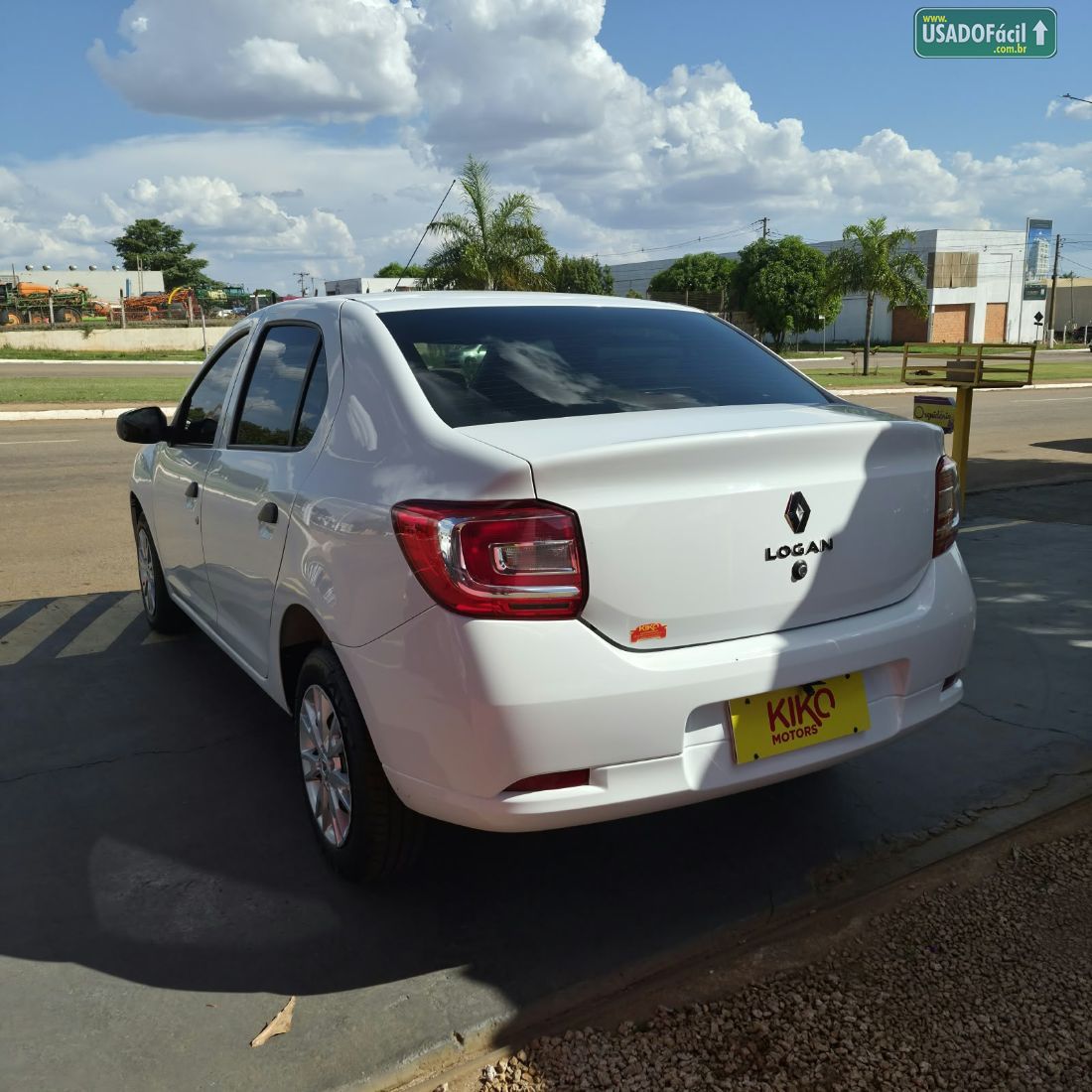 Renault Logan Life 1.0 Mecânico Flex 2022/2023 — foto 6 de 15