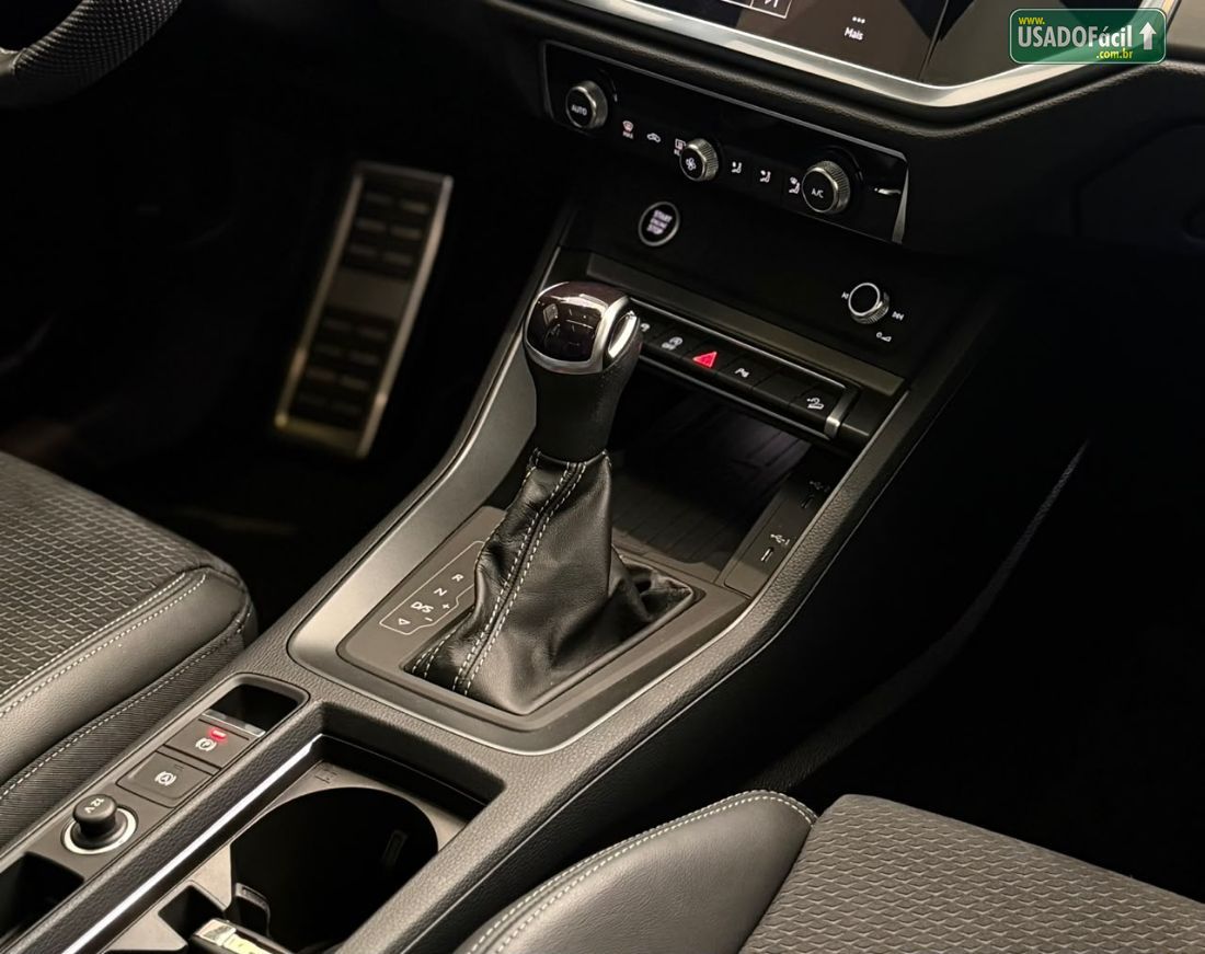 Audi Q3 Performance black 2.0 TFSI Tiptronic Quattro 2023/2024 — foto 11 de 17