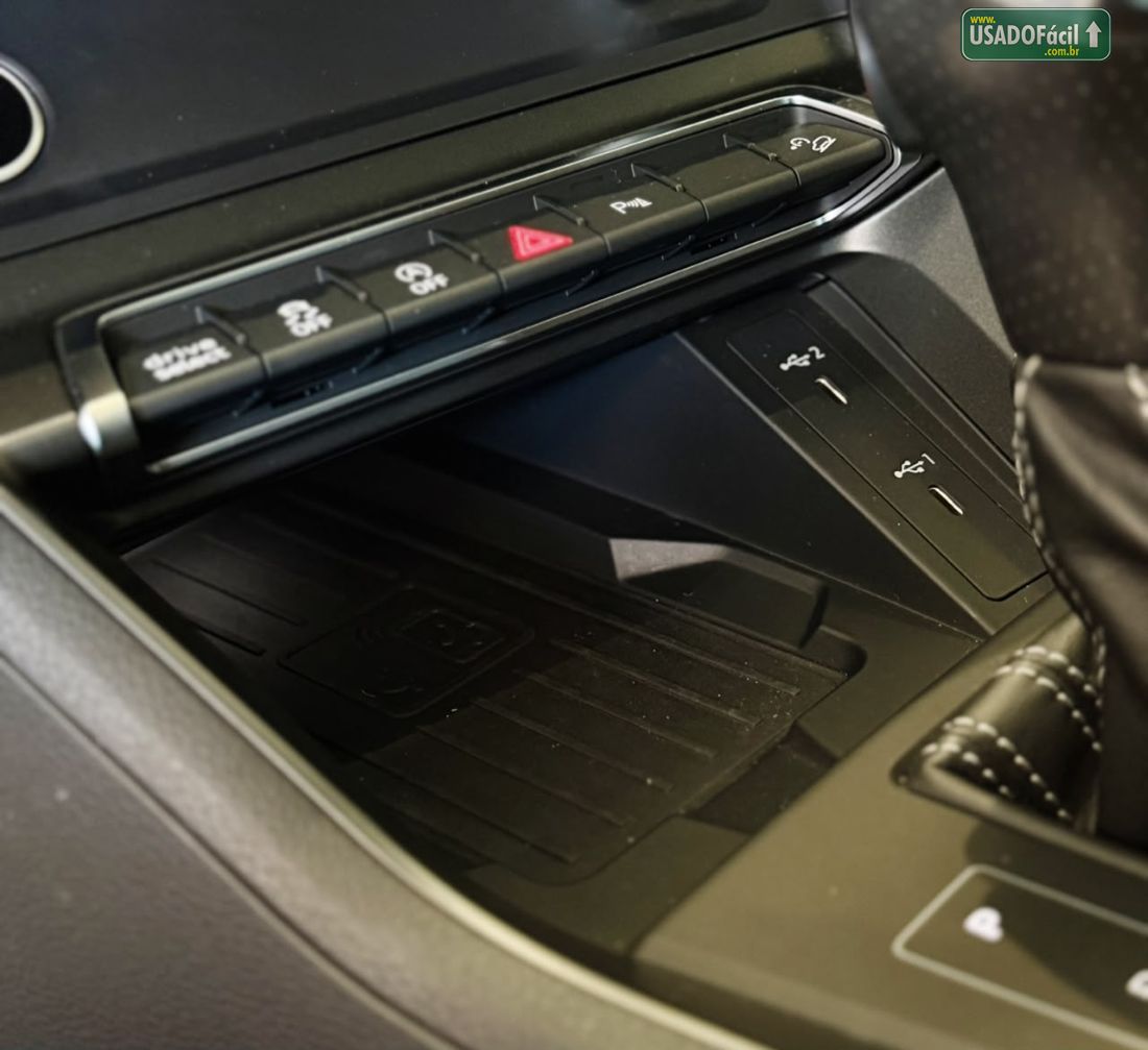 Audi Q3 Performance black 2.0 TFSI Tiptronic Quattro 2023/2024 — foto 12 de 17