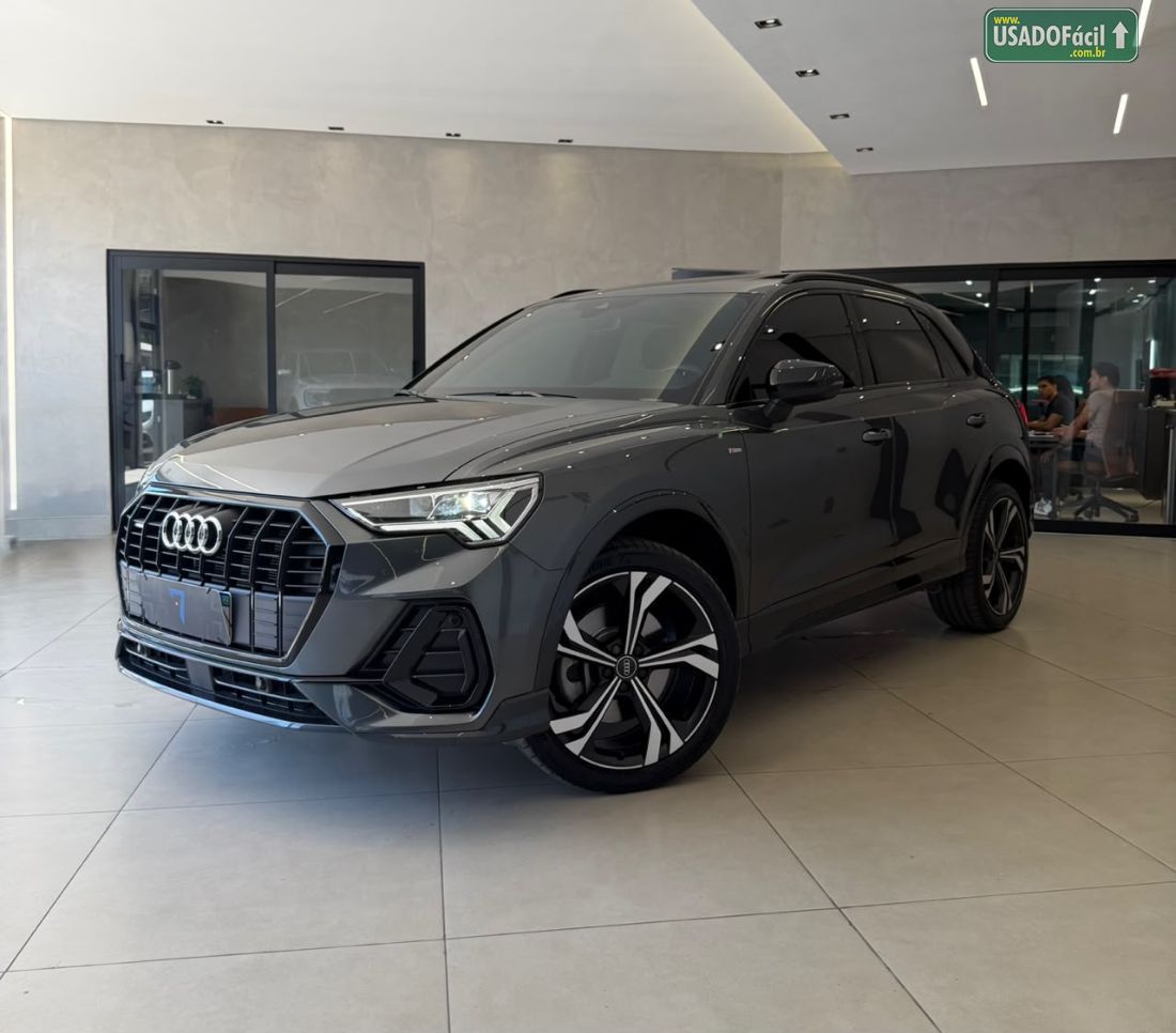 Audi Q3 Performance black 2.0 TFSI Tiptronic Quattro 2023/2024 — foto 3 de 17