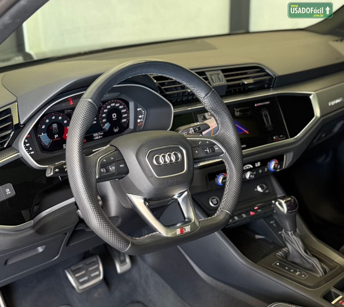 Audi Q3 Performance black 2.0 TFSI Tiptronic Quattro 2023/2024 — foto 9 de 17