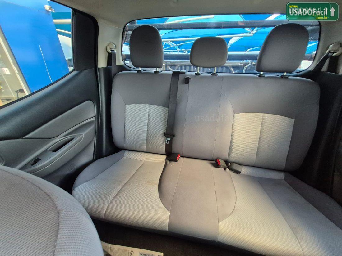MITSUBISHI L200 Triton Sport GLS CD 2.4 Automático Diesel 2023/2024 — foto 12 de 13