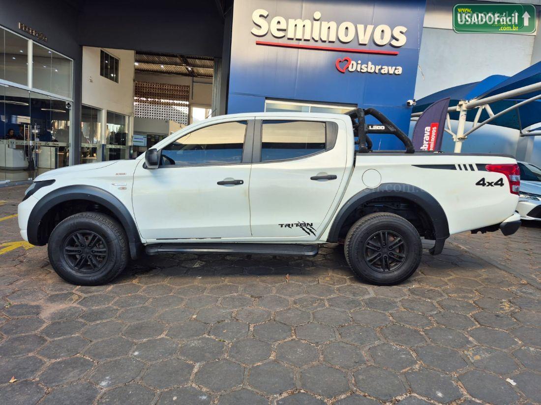 MITSUBISHI L200 Triton Sport GLS CD 2.4 Automático Diesel 2023/2024 — foto 4 de 13