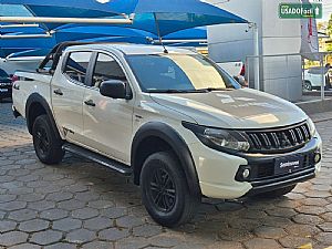 MITSUBISHI L200 Triton Sport GLS CD 2.4 Automático Diesel