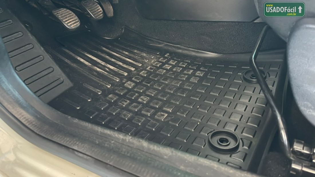 Fiat Cronos 1.3 Mecânico Flex 2020/2021 — foto 16 de 25