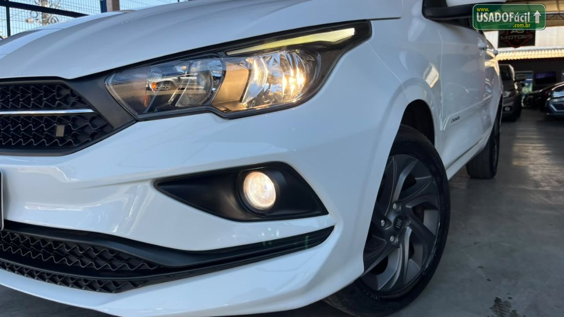 Fiat Cronos 1.3 Mecânico Flex 2020/2021 — foto 22 de 25