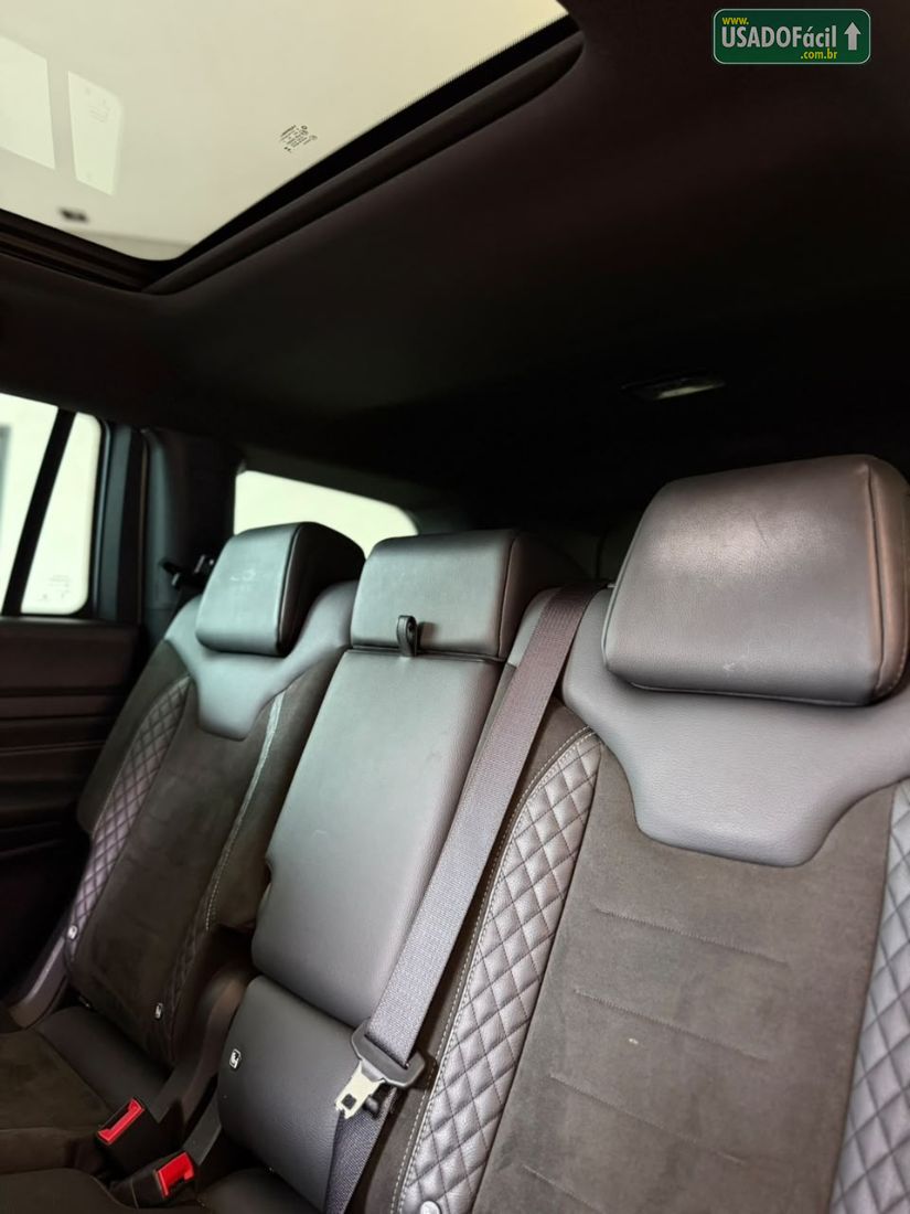 Jeep Commander Black Hurricane 2.0 4x4 Turbo Automático 2024/2025 — foto 14 de 16