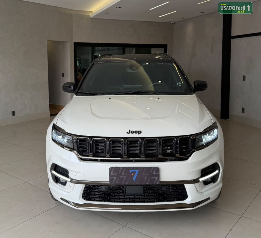 Jeep Commander Black Hurricane 2.0 4x4 Turbo Automático 2024/2025 — foto 2 de 16