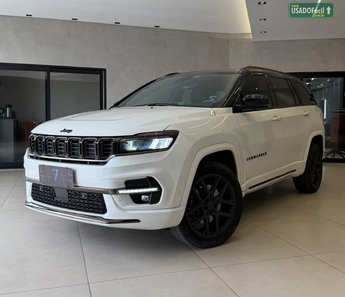 Jeep Commander Black Hurricane 2.0 4x4 Turbo Automático 2024/2025 — foto 3 de 16