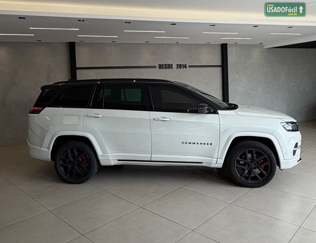 Jeep Commander Black Hurricane 2.0 4x4 Turbo Automático 2024/2025 — foto 6 de 16