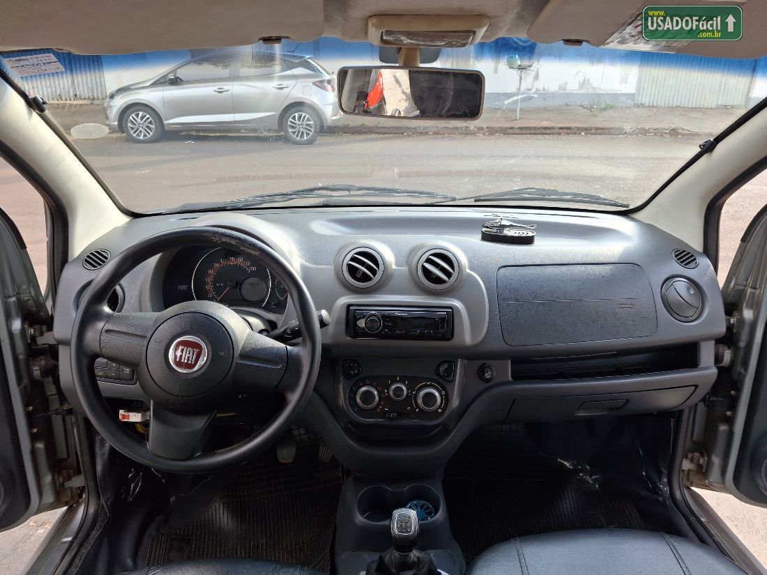 Fiat Uno Vivace Celebration 1.0 EVO Fire Flex 5P 2015/2015 — foto 9 de 11