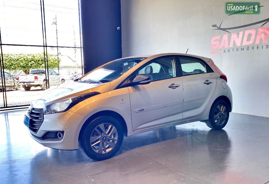 Hyundai HB20 Hatch Copa do Mundo 1.6 Automático Flex 2018/2019 — foto 3 de 30