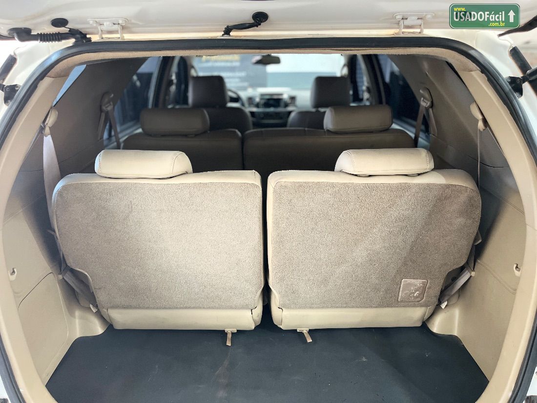 Toyota Hilux SW4 SRV D4-D 3.0 4x4 TDI Automático Diesel 2012/2013 — foto 27 de 28