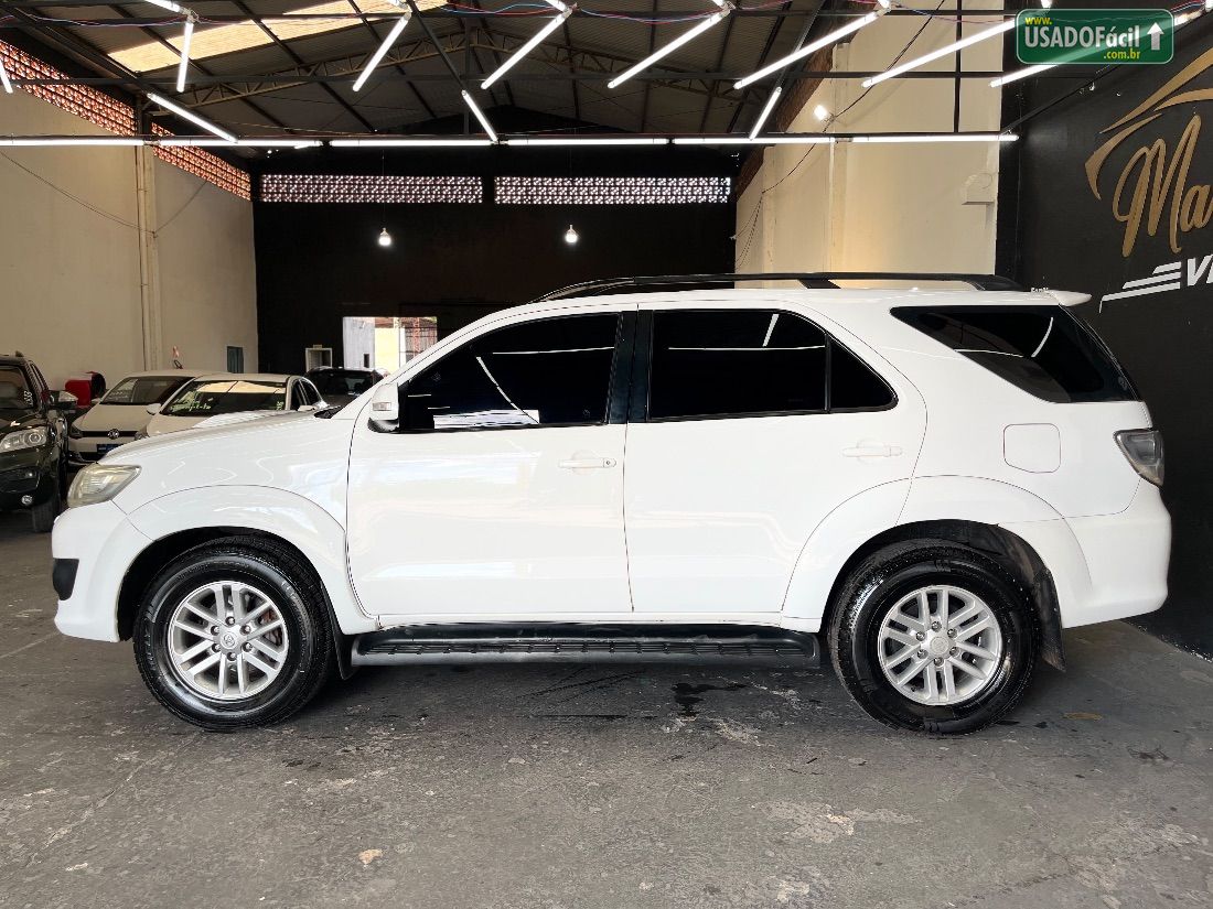 Toyota Hilux SW4 SRV D4-D 3.0 4x4 TDI Automático Diesel 2012/2013 — foto 4 de 28