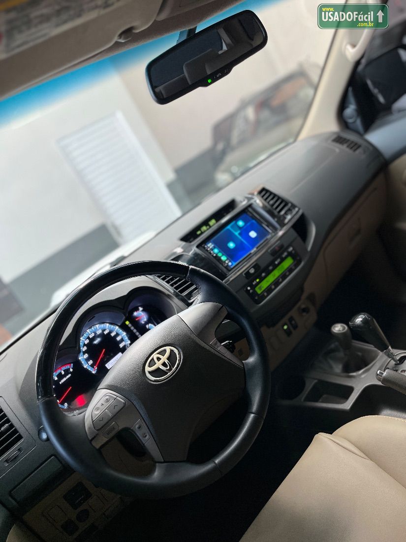 Toyota Hilux SW4 SRV D4-D 3.0 4x4 TDI Automático Diesel 2012/2013 — foto 9 de 28