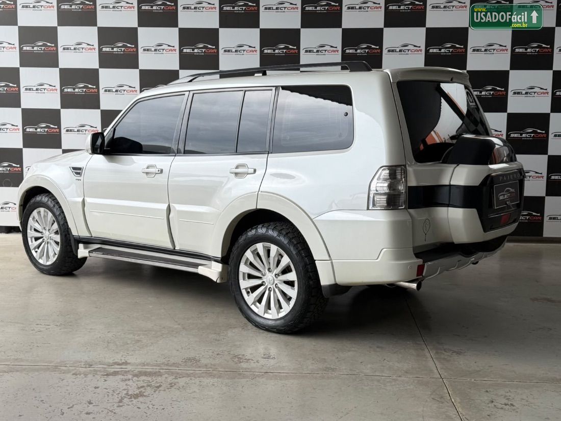 Mitsubishi Pajero HPE Full 3.2 4x4 Turbo Intercooler Automático Diesel 2016/2016 — foto 2 de 4