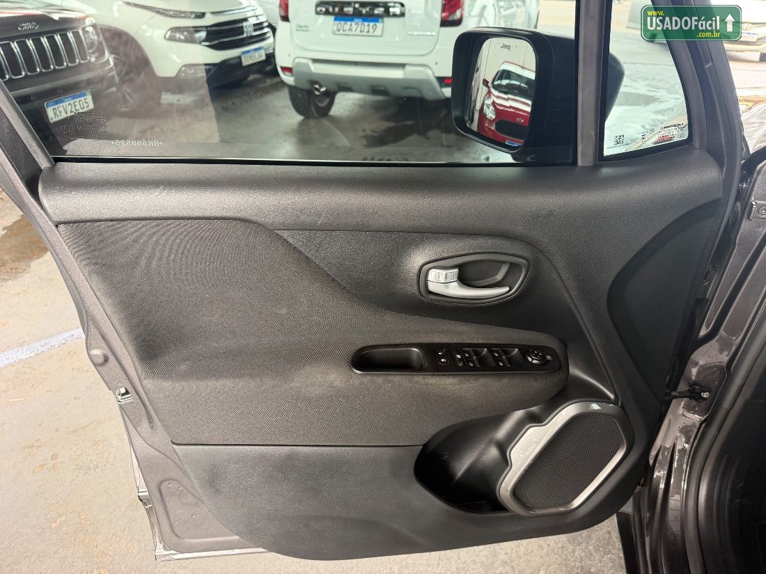 Jeep Renegade T270 1.3 Turbo 4x2 Automático Flex 2024/2025 — foto 9 de 11