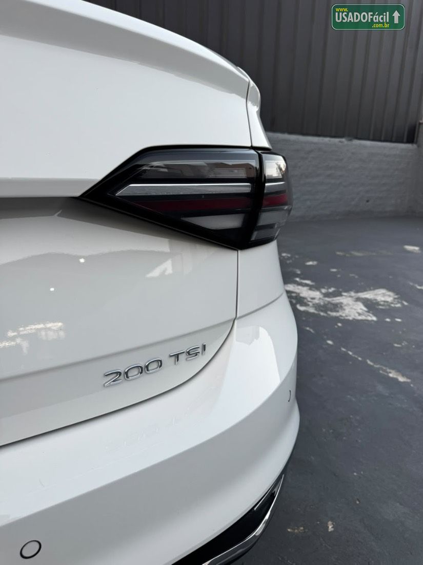 Volkswagen Virtus Comfortline 200 TSI Automático Flex 2025/2026 — foto 18 de 24