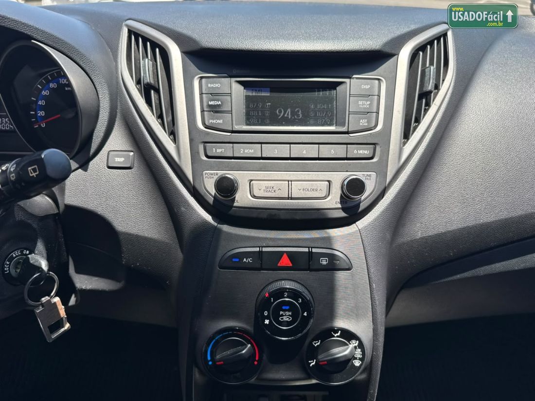 Hyundai HB20 Hatch Comfort Plus 1.0 Flex 2017/2018 — foto 11 de 15