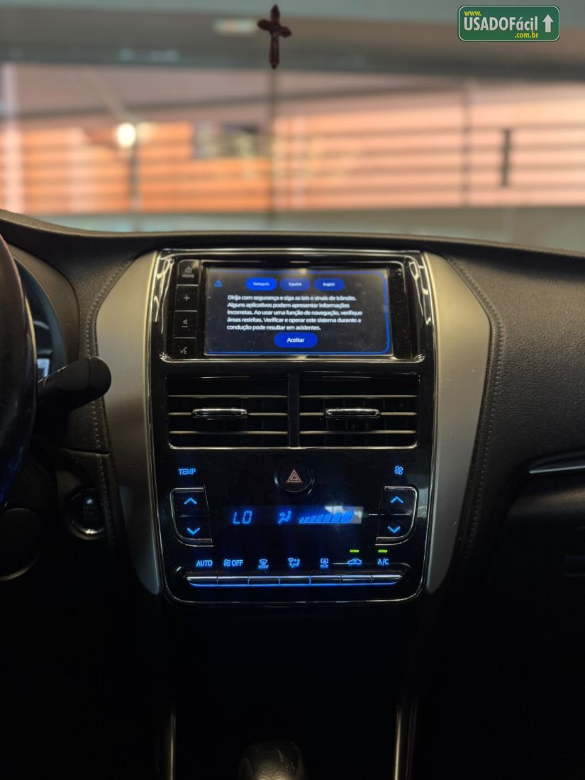 Toyota Yaris Sedan XLS 1.5 Automático Flex 2018/2019 — foto 10 de 13