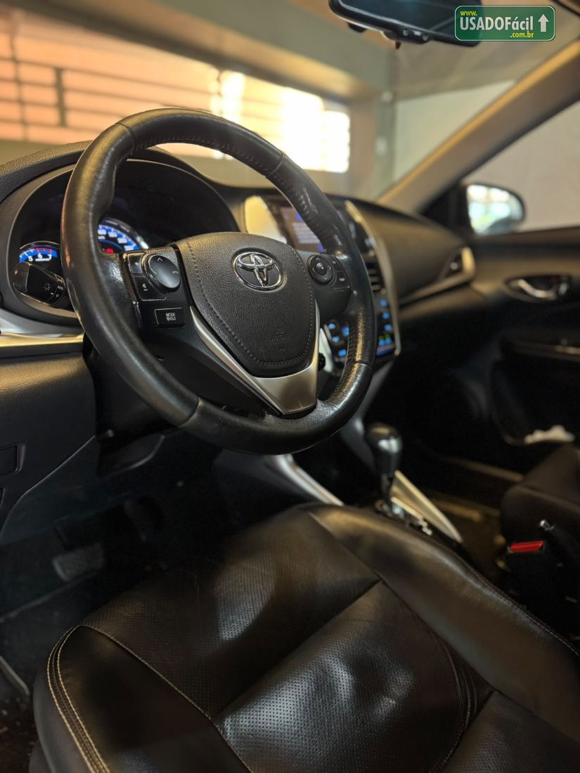Toyota Yaris Sedan XLS 1.5 Automático Flex 2018/2019 — foto 12 de 13
