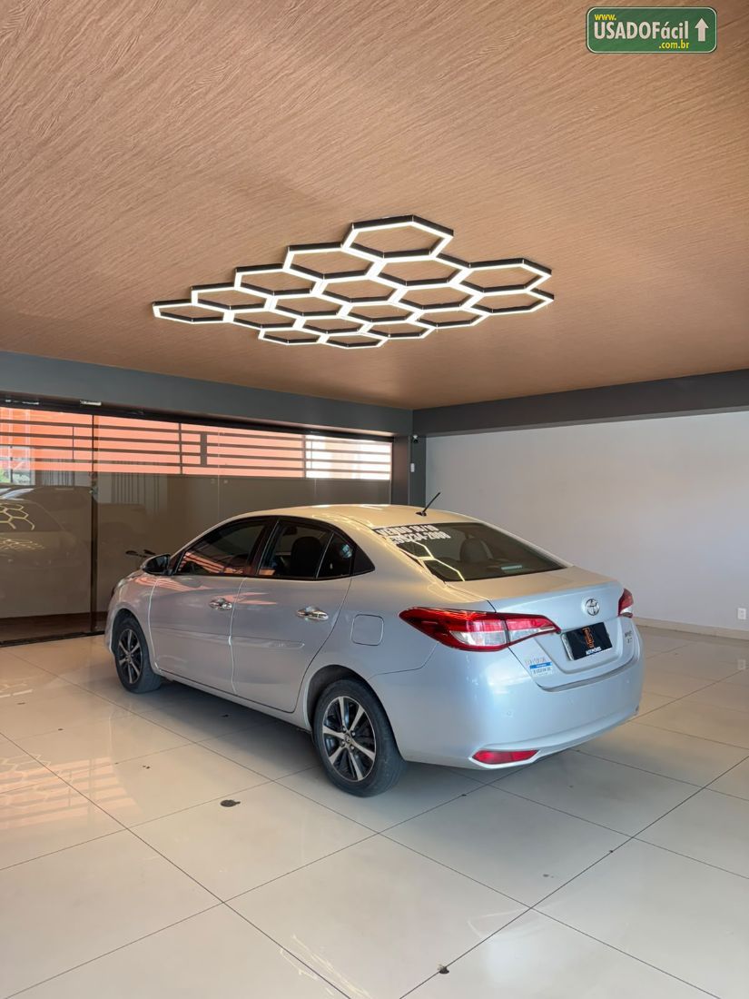 Toyota Yaris Sedan XLS 1.5 Automático Flex 2018/2019 — foto 5 de 13