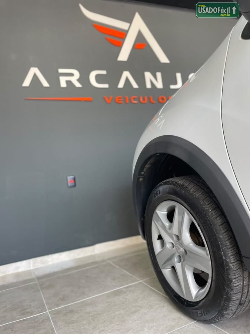 Renault Logan Zen 1.6 Automático Hi-Flex 2019/2020 — foto 8 de 18