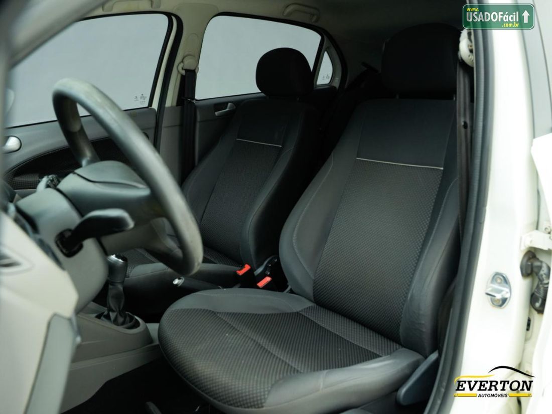 Volkswagen Gol Comfortline 1.6 4P Total Flex 2017/2018 — foto 11 de 20