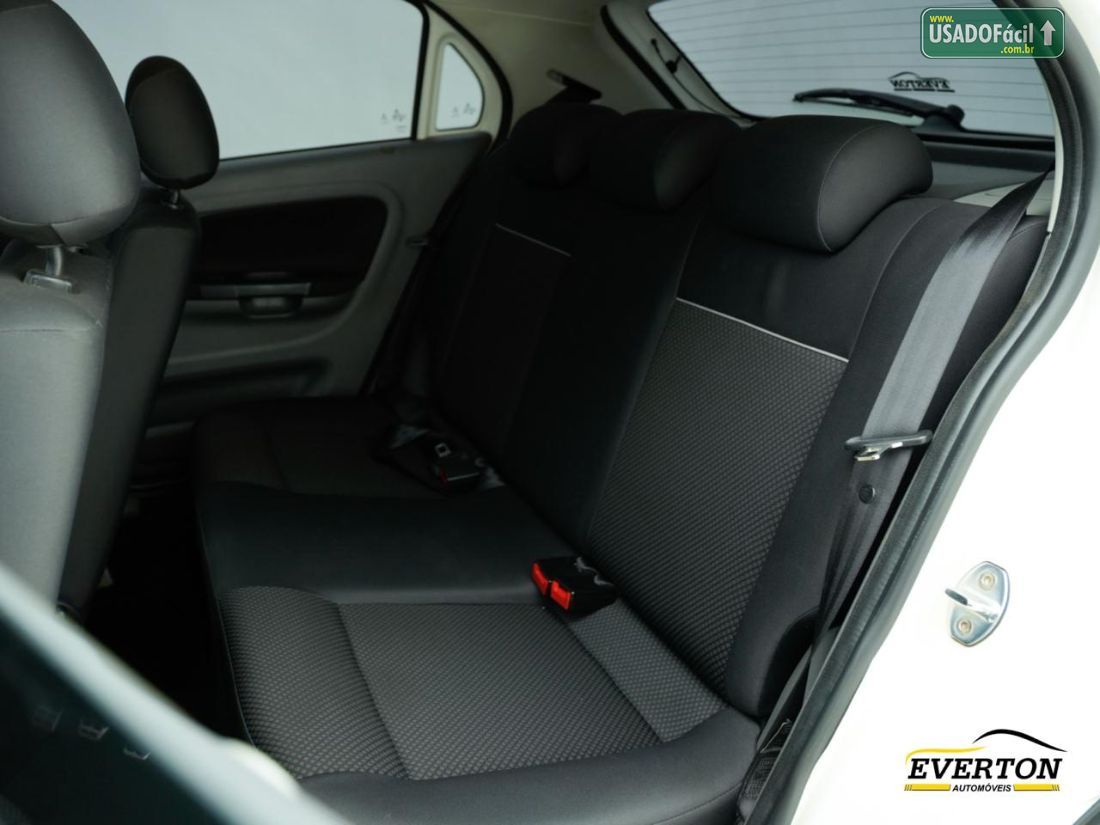 Volkswagen Gol Comfortline 1.6 4P Total Flex 2017/2018 — foto 19 de 20