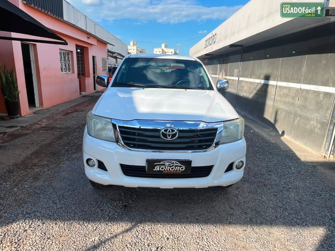 Toyota Hilux SR CD 2.7 4x2 16V Automático Flex 2014/2015 — foto 2 de 10