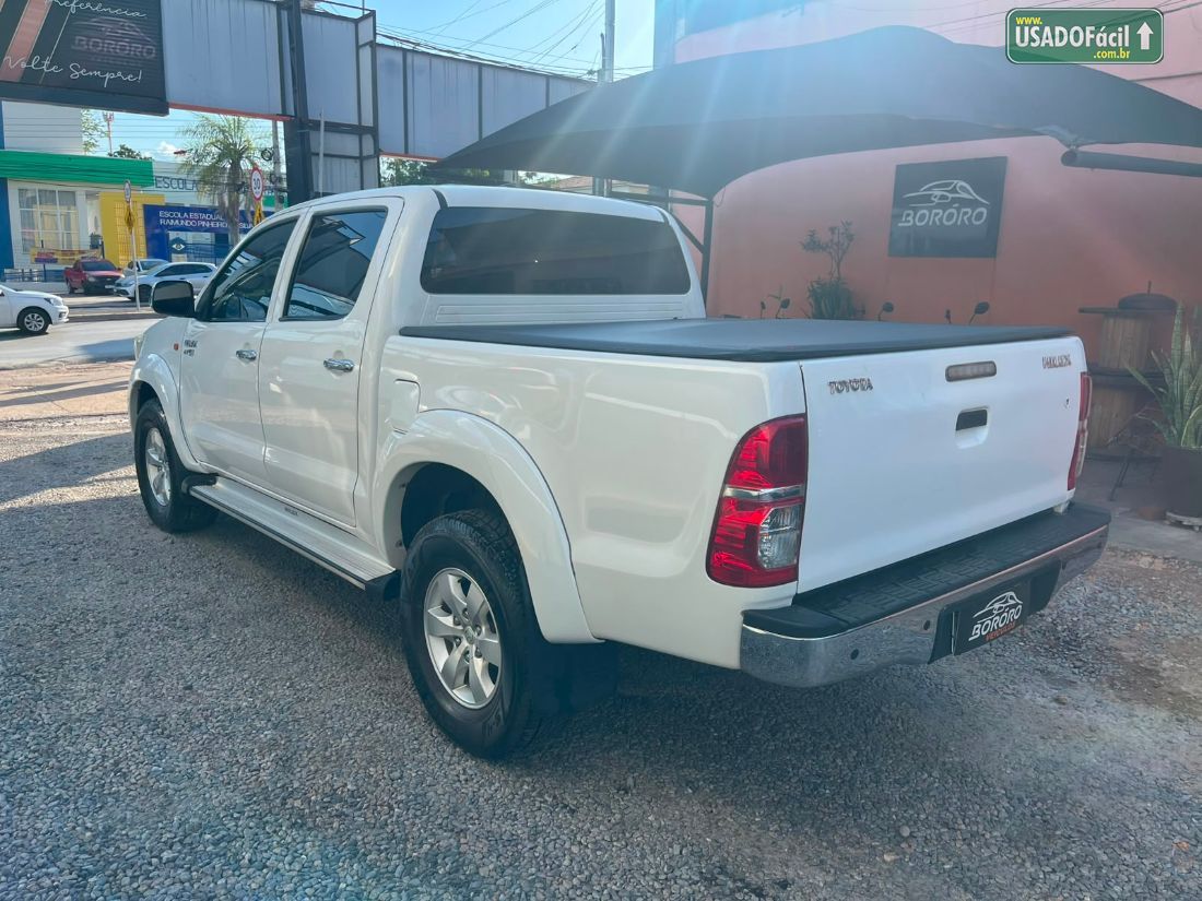 Toyota Hilux SR CD 2.7 4x2 16V Automático Flex 2014/2015 — foto 6 de 10