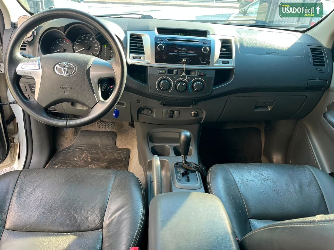 Toyota Hilux SR CD 2.7 4x2 16V Automático Flex 2014/2015 — foto 7 de 10