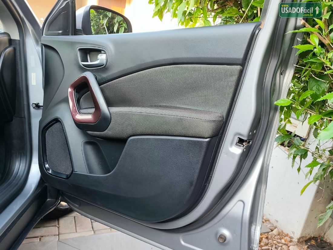 Fiat Toro Freedom 1.8 Automático Flex 2019/2020 — foto 8 de 10