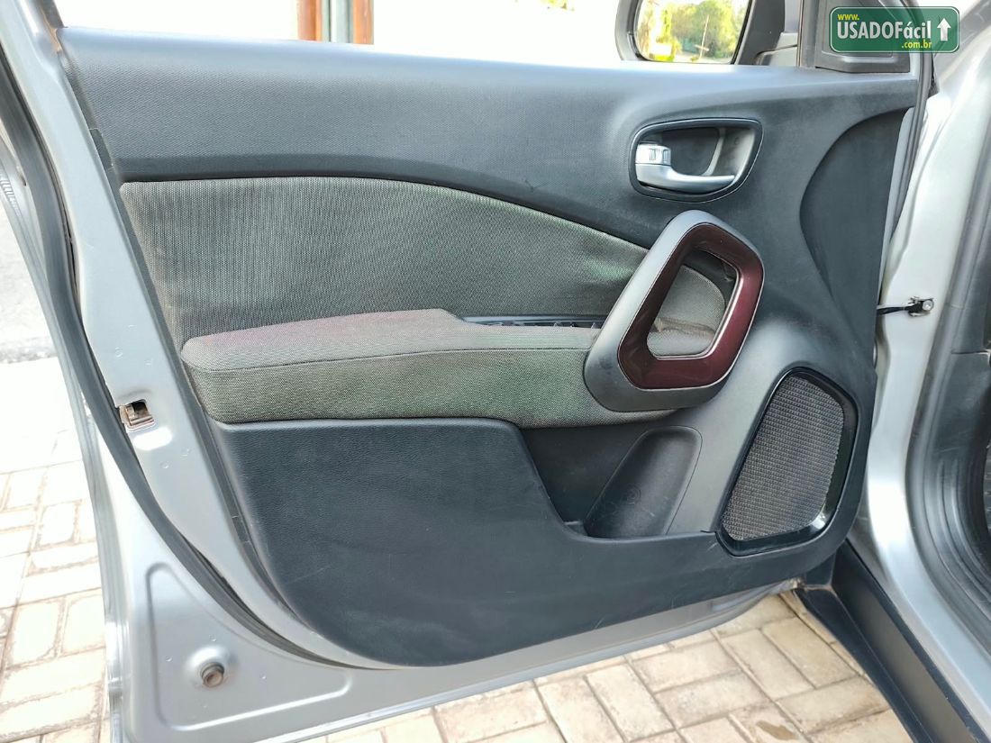 Fiat Toro Freedom 1.8 Automático Flex 2019/2020 — foto 9 de 10