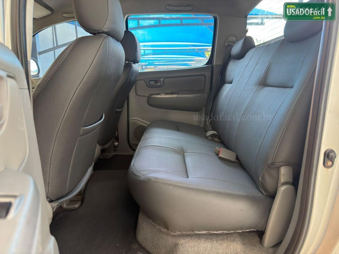 TOYOTA Hilux SRV CD D4-D 3.0 4x2 TDI Manual Diesel 2007/2007 — foto 14 de 18